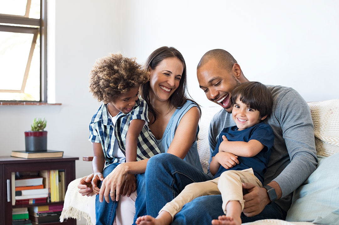laughing-family-safe Laughing family safe