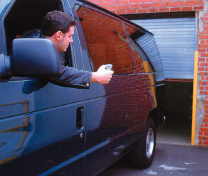 Why you should use a local alarm company in indianapolis for your commercial security