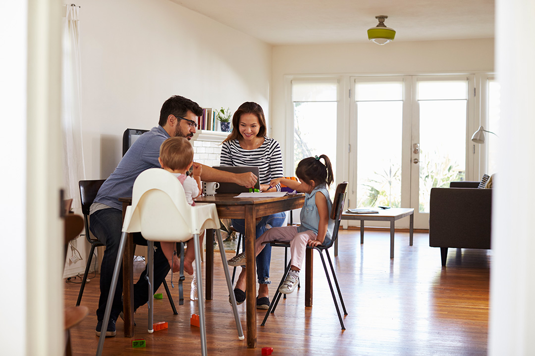 family-lunch-safe Family lunch safe